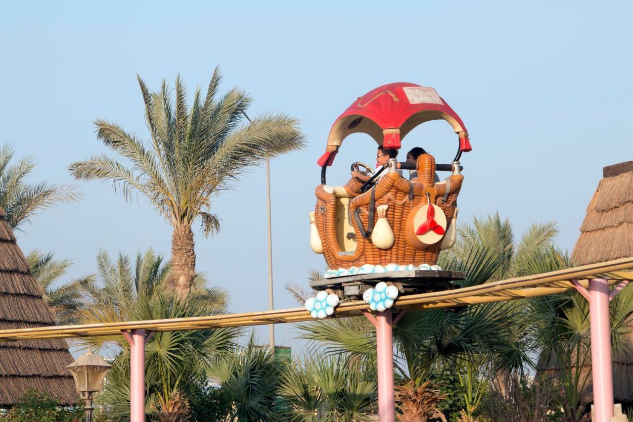 Swiss Inn Teda Hotel & Aqua Park Ain Sukhna Eksteriør bilde