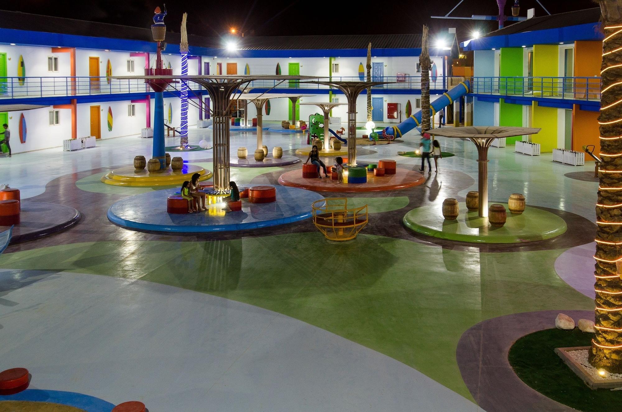 Swiss Inn Teda Hotel & Aqua Park Ain Sukhna Eksteriør bilde